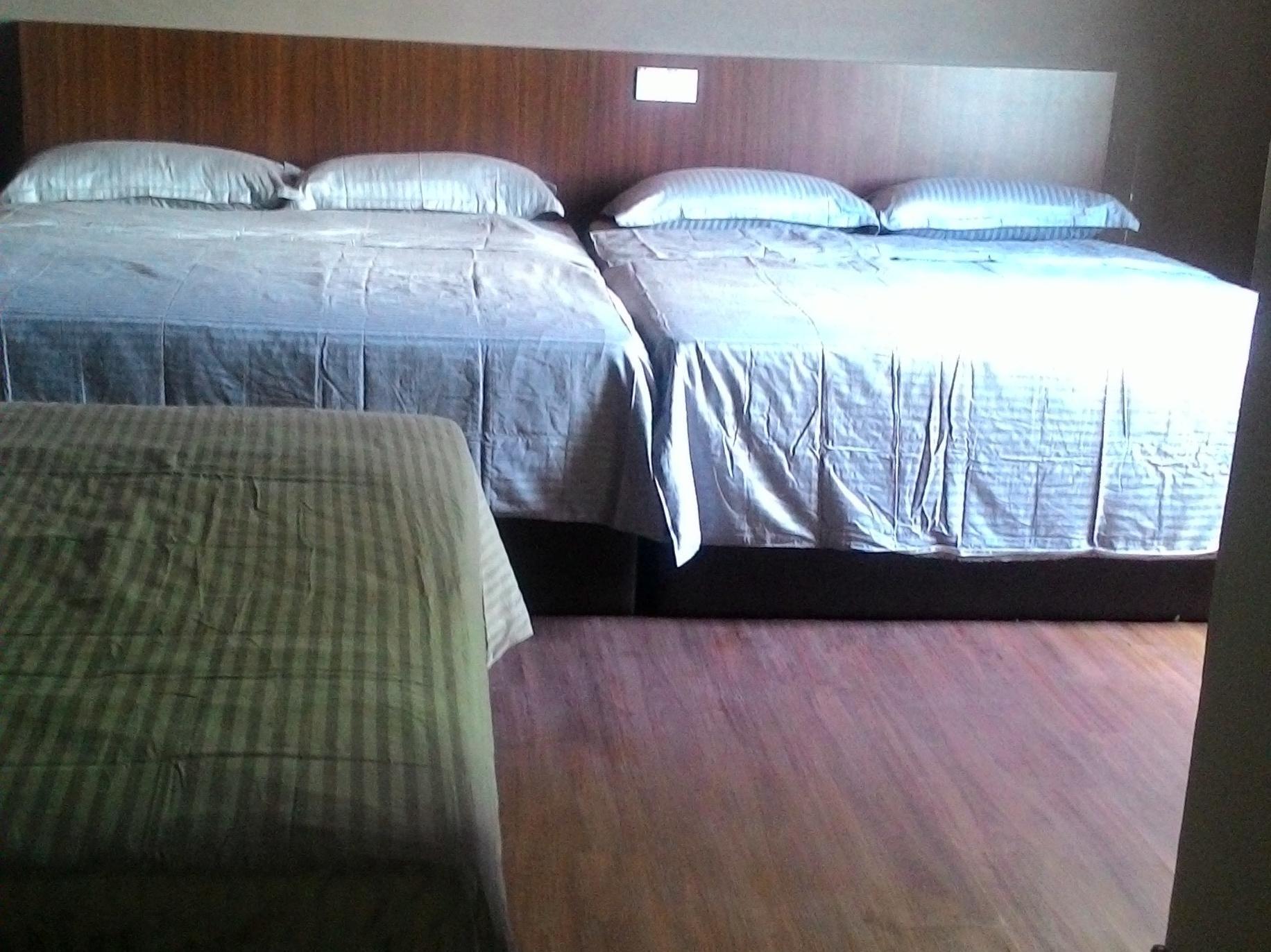 Room V At Kluang Parade Near Bus Stop Kluang Buitenkant foto